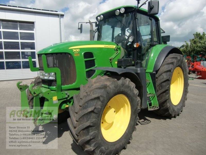 John Deere 7420 Premium Tractor - technikboerse.com