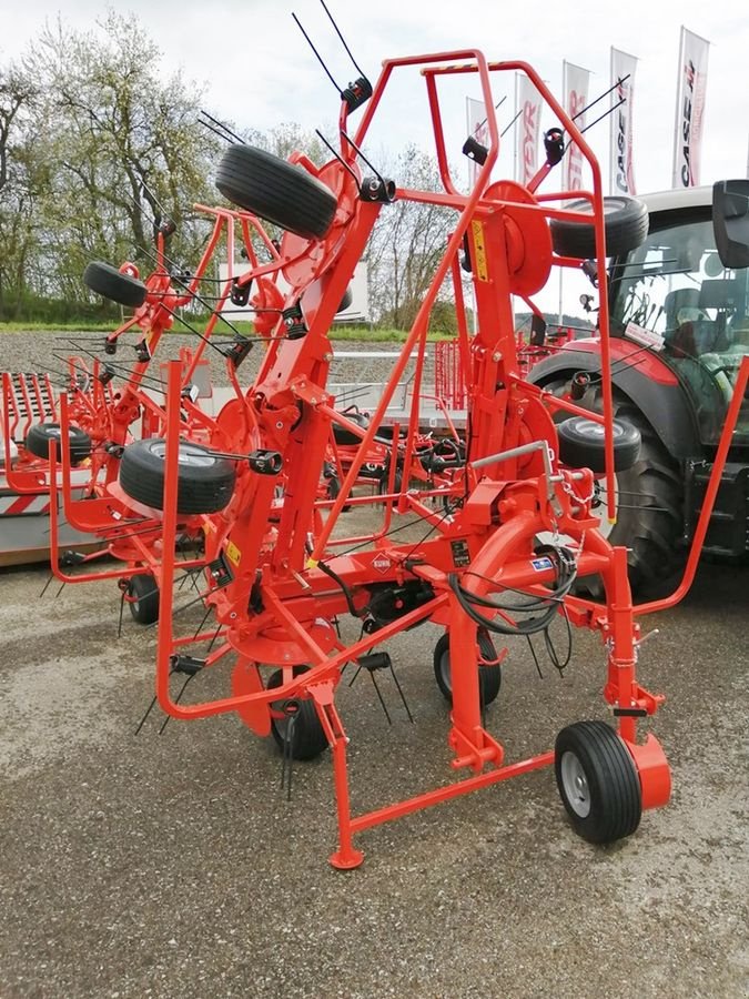 Kreiselheuer del tipo Kuhn GF 5902 Kreiselheuer, Neumaschine en St. Marienkirchen (Imagen 2)