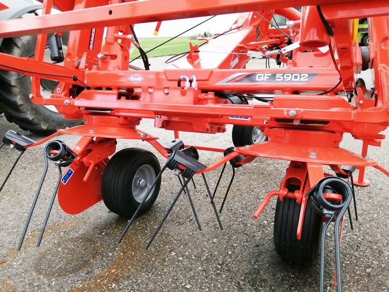 Kreiselheuer del tipo Kuhn GF 5902 Kreiselheuer, Neumaschine en St. Marienkirchen (Imagen 7)