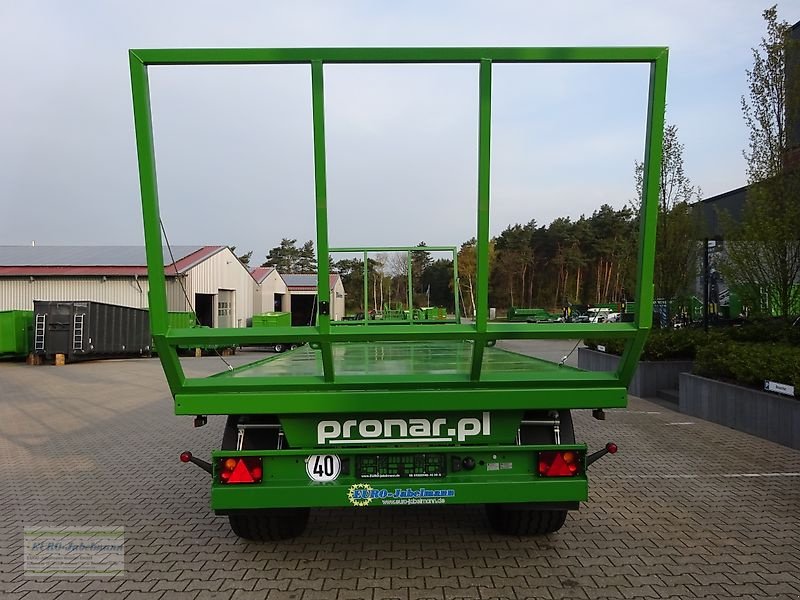 Ballentransportwagen van het type PRONAR 3-achs Ballenwagen, TO 26 M, Staukasten, Kotflüger, TÜV, 18 to, NEU, Neumaschine in Itterbeck (Foto 21)