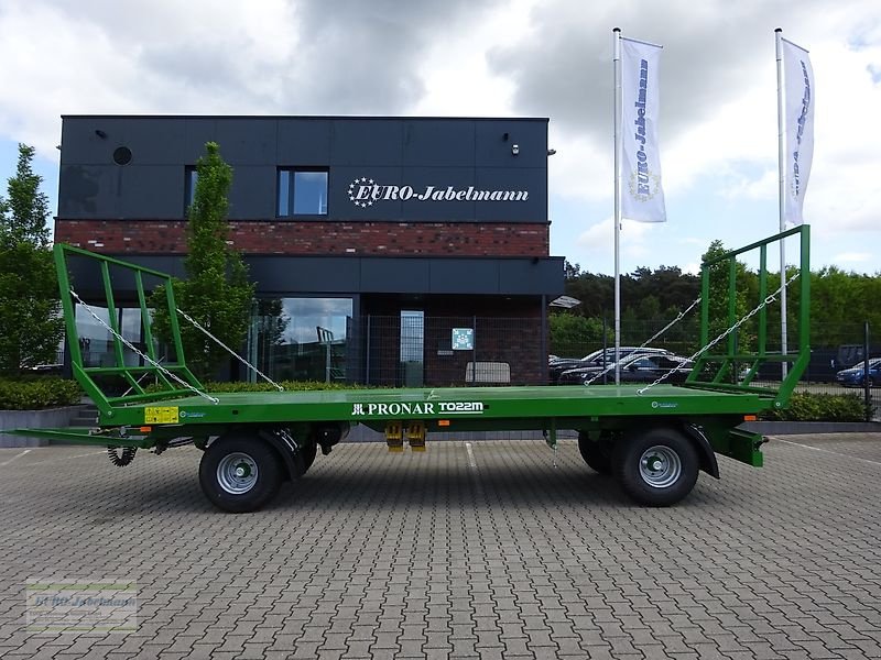 Ballentransportwagen van het type PRONAR 3-achs Ballenwagen, TO 26 M, Staukasten, Kotflüger, TÜV, 18 to, NEU, Neumaschine in Itterbeck (Foto 3)