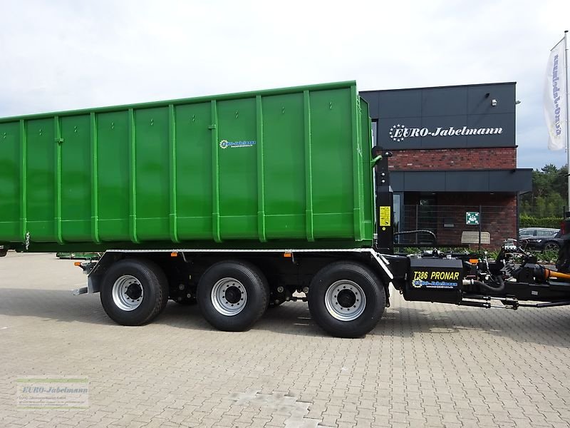 Abrollcontainer van het type PRONAR Containeranhänger Containerfahrzeug Hakenlifter T 386, Tridem, 33 to, NEU, Neumaschine in Itterbeck (Foto 20)