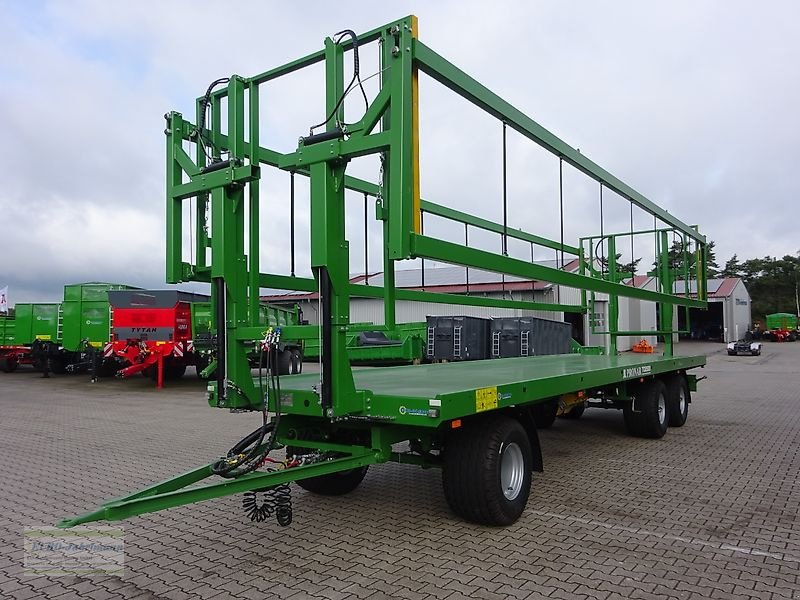 Ballentransportwagen del tipo PRONAR 3-achs Ballenwagen TO 26 M einschl.  hydr. Ladungssicherung, 18 to, NEU, Neumaschine en Itterbeck (Imagen 1)