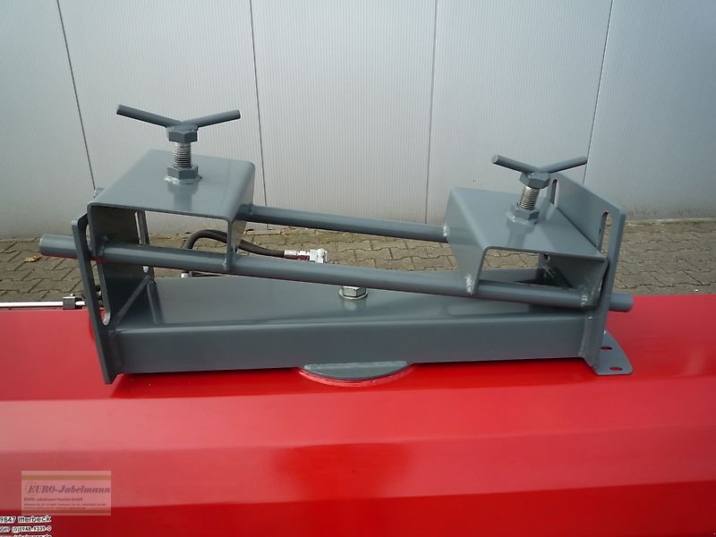 Kehrmaschine Türe ait EURO-Jabelmann Kehrmaschine, Staplerkehrmaschine V 1501 GSKM, 1,50 m NEU, Neumaschine içinde Itterbeck (resim 10)