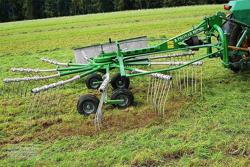 Schwader typu PRONAR Schwader, Kreiselschwader ZKP 350, 3,50 m, NEU, Neumaschine v Itterbeck (Obrázok 4)