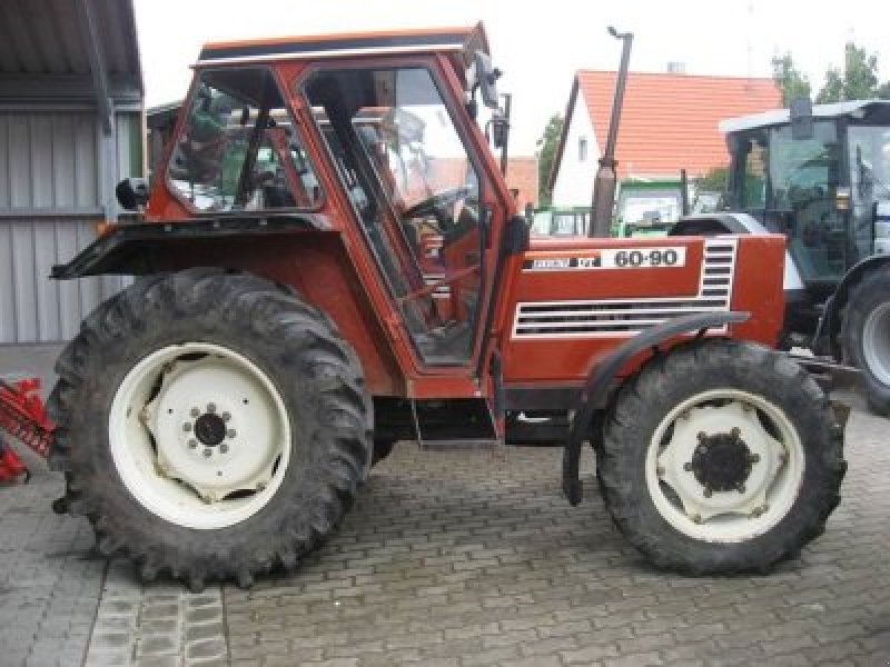 Fiatagri 60-90 Tractor - technikboerse.com