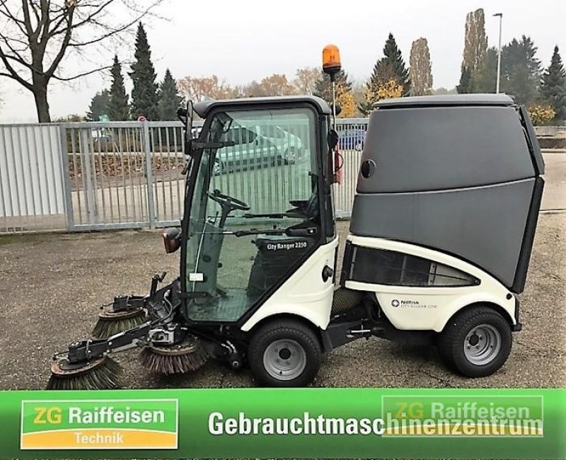 Traktor typu Egholm City Ranger 2250 T, Gebrauchtmaschine v Bühl (Obrázek 5)