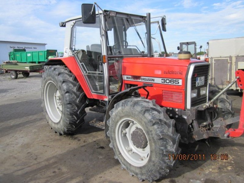 Massey Ferguson MF 3065 Tractor - technikboerse.com