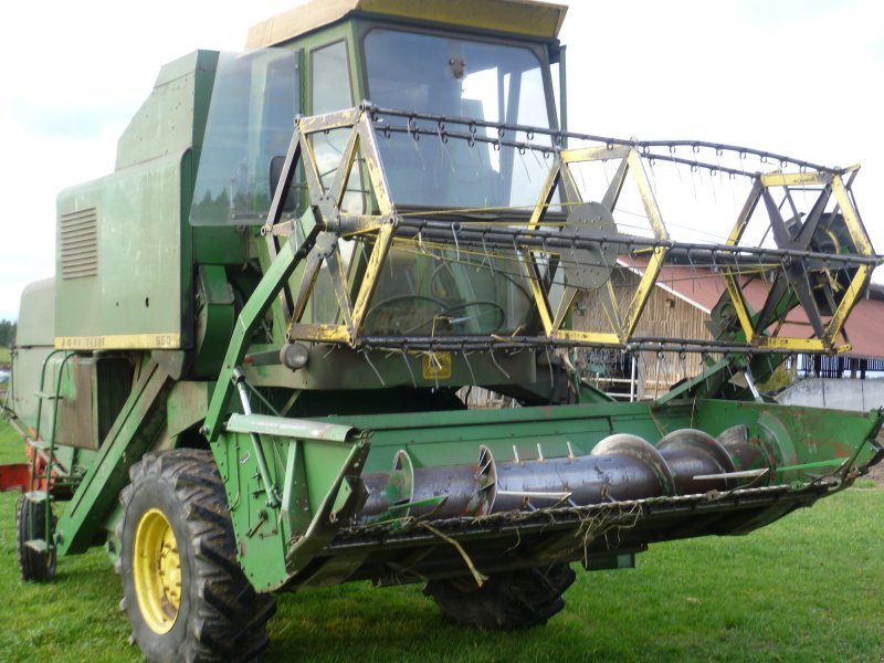 Combine harvester John Deere 950 - technikboerse.com